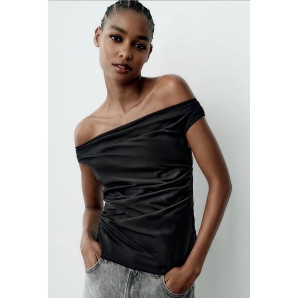 ZARA Off-the-Shoulder Stretch Poplin Top Black Women's Size Medium Ruched Fitted - Picture 1 of 9